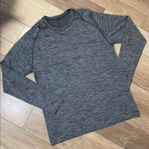 Men's XL Lululemon long sleeve shirt